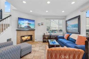 Condominium, 410 Goldenrod ave, Corona Del Mar, CA 92625 - 3