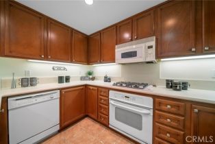 Condominium, 24 Gingerwood, Irvine, CA 92603 - 7