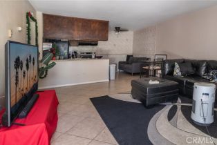 Condominium, 5530 Ackerfield ave, Long Beach, CA 90805 - 3