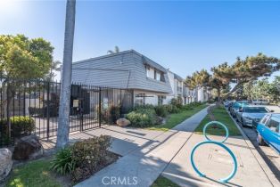 Condominium, 5530 Ackerfield ave, Long Beach, CA 90805 - 7