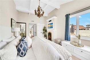 Single Family Residence, 209 Bay Front, Newport Beach, CA 92662 - 42