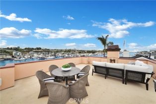 Single Family Residence, 209 Bay Front, Newport Beach, CA 92662 - 4