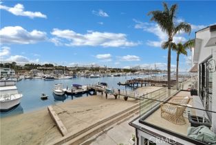 Single Family Residence, 209 Bay Front, Newport Beach, CA 92662 - 55