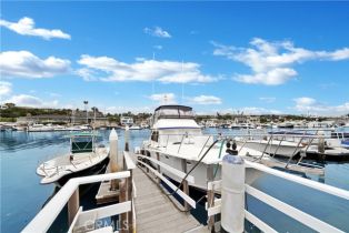 Single Family Residence, 209 Bay Front, Newport Beach, CA 92662 - 67