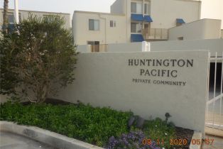 Residential Lease, 711 Pacific Coast HWY, Huntington Beach, CA  Huntington Beach, CA 92648