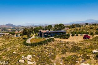 Single Family Residence, 38270 Calaveras rd, Temecula, CA 92592 - 38