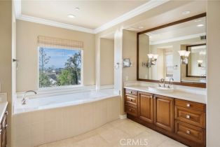 Single Family Residence, 1 Cavaillon, Newport Coast, CA 92657 - 23