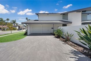 Single Family Residence, 17099 Westport dr, Huntington Beach, CA 92649 - 5