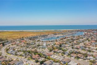 Single Family Residence, 17099 Westport dr, Huntington Beach, CA 92649 - 58