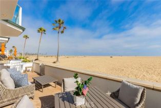 Single Family Residence, 506 Oceanfront, Newport Beach, CA 92661 - 11