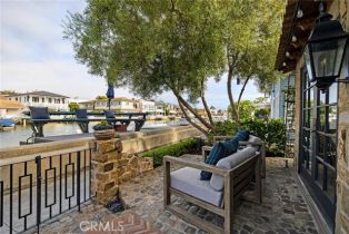 Single Family Residence, 305 Grand Canal, Newport Beach, CA 92662 - 30