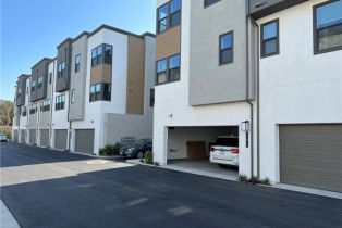 Townhouse, 781 Grable cir, Orange, CA 92868 - 25