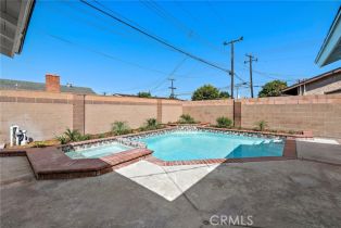 Single Family Residence, 16511 Loire cir, Huntington Beach, CA 92647 - 15