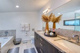 Condominium, 409 29th street, Newport Beach, CA 92663 - 29