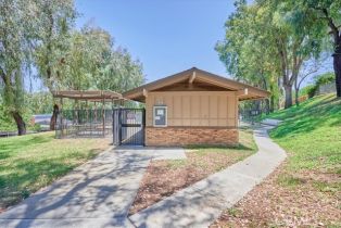 Single Family Residence, 2019 Newton dr, Corona, CA 92882 - 32