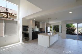 Single Family Residence, 32 Vista Firenze, Laguna Hills, CA 92653 - 6