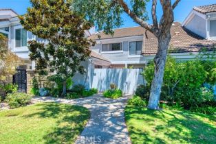 Condominium, 16090 Tortola CIR, Huntington Beach, CA  Huntington Beach, CA 92649