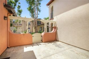 Condominium, 16 Ellistone, Irvine, CA 92602 - 4