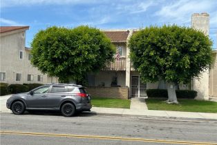 Residential Income, 16771 Green ln, Huntington Beach, CA 92649 - 5