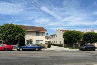 Residential Income, 16771 Green Ln., Huntington Beach, CA  Huntington Beach, CA 92649