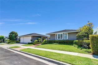 Single Family Residence, 2015 Tahuna, Corona Del Mar, CA 92625 - 3