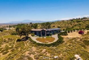 Residential Income, 38270 Calaveras rd, Temecula, CA 92592 - 6