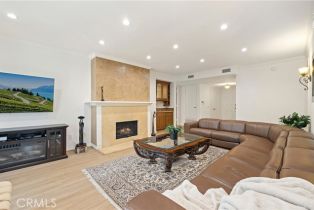 Condominium, 14923 Moorpark st, Sherman Oaks, CA 91403 - 14