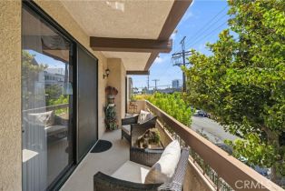 Condominium, 14923 Moorpark st, Sherman Oaks, CA 91403 - 6