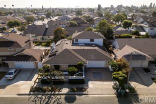 Single Family Residence, 16401 Serenade ln, Huntington Beach, CA 92647 - 30