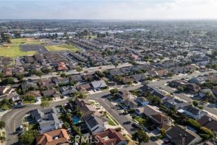 Single Family Residence, 16401 Serenade ln, Huntington Beach, CA 92647 - 35