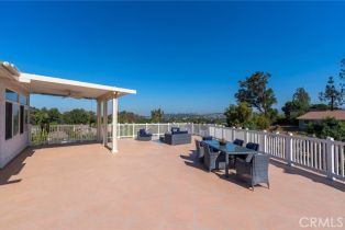 Single Family Residence, 323 Del Giorgio rd, Anaheim Hills, CA 92808 - 4