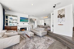 Single Family Residence, 126 East Oceanfront, Newport Beach, CA 92661 - 17