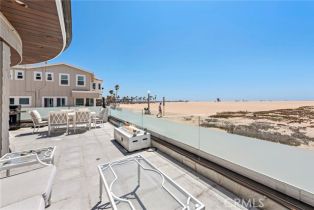 Single Family Residence, 126 East Oceanfront, Newport Beach, CA 92661 - 23