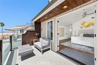 Single Family Residence, 126 East Oceanfront, Newport Beach, CA 92661 - 33