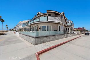 Single Family Residence, 126 East Oceanfront, Newport Beach, CA 92661 - 4