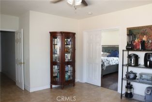 Single Family Residence, 210 Louise st, Long Beach, CA 90805 - 11