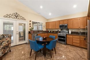 Single Family Residence, 22701 Hannah ct, Corona, CA 92883 - 11