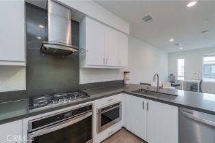 Condominium, 2540 Nolita, Irvine, CA 92612 - 3