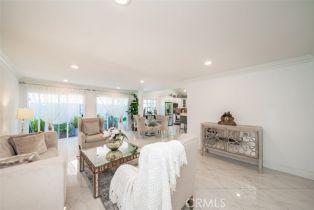 Single Family Residence, 7152 Sunlight dr, Huntington Beach, CA 92647 - 7