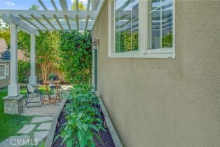 Single Family Residence, 17307 Apel ln, Huntington Beach, CA 92649 - 14