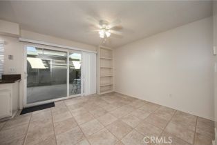 Condominium, 1407 Camelot dr, Corona, CA 92882 - 13