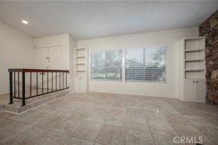 Condominium, 1407 Camelot dr, Corona, CA 92882 - 4