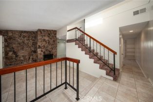 Condominium, 1407 Camelot dr, Corona, CA 92882 - 6