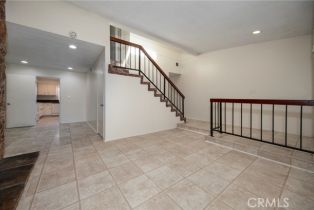 Condominium, 1407 Camelot dr, Corona, CA 92882 - 9