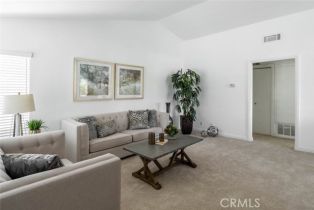 Condominium, 21 REMINGTON, Irvine, CA 92620 - 3