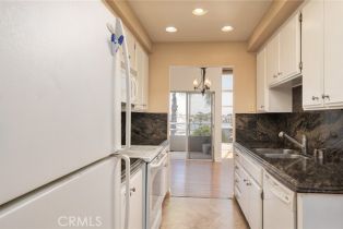 Single Family Residence, 16061 Surprise ln, Huntington Beach, CA 92649 - 6