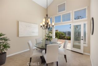 Single Family Residence, 26582 Meadow Crest drive, Laguna Hills, CA 92653 - 12