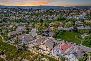 Single Family Residence, 26582 Meadow Crest drive, Laguna Hills, CA 92653 - 4