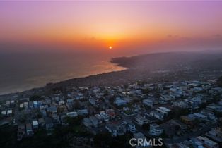 Single Family Residence, 883 Acapulco st, Laguna Beach, CA 92651 - 45