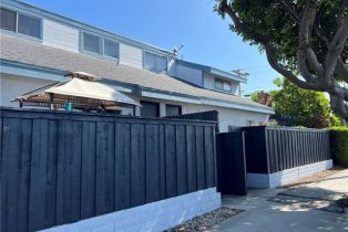 Residential Income, 2501 Florida st, Huntington Beach, CA 92648 - 4